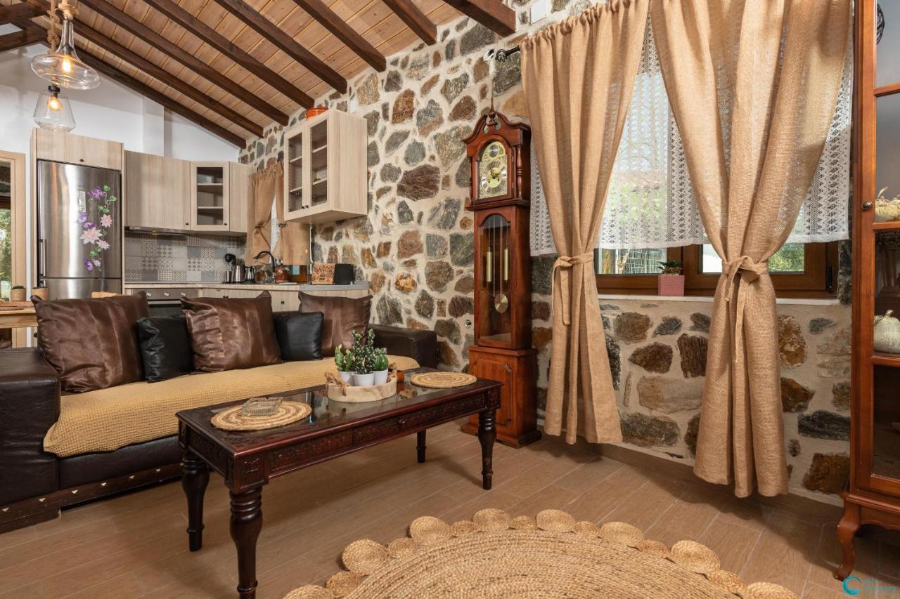 Вілла Eleni'S Stone House Скала-Потамьяс Екстер'єр фото