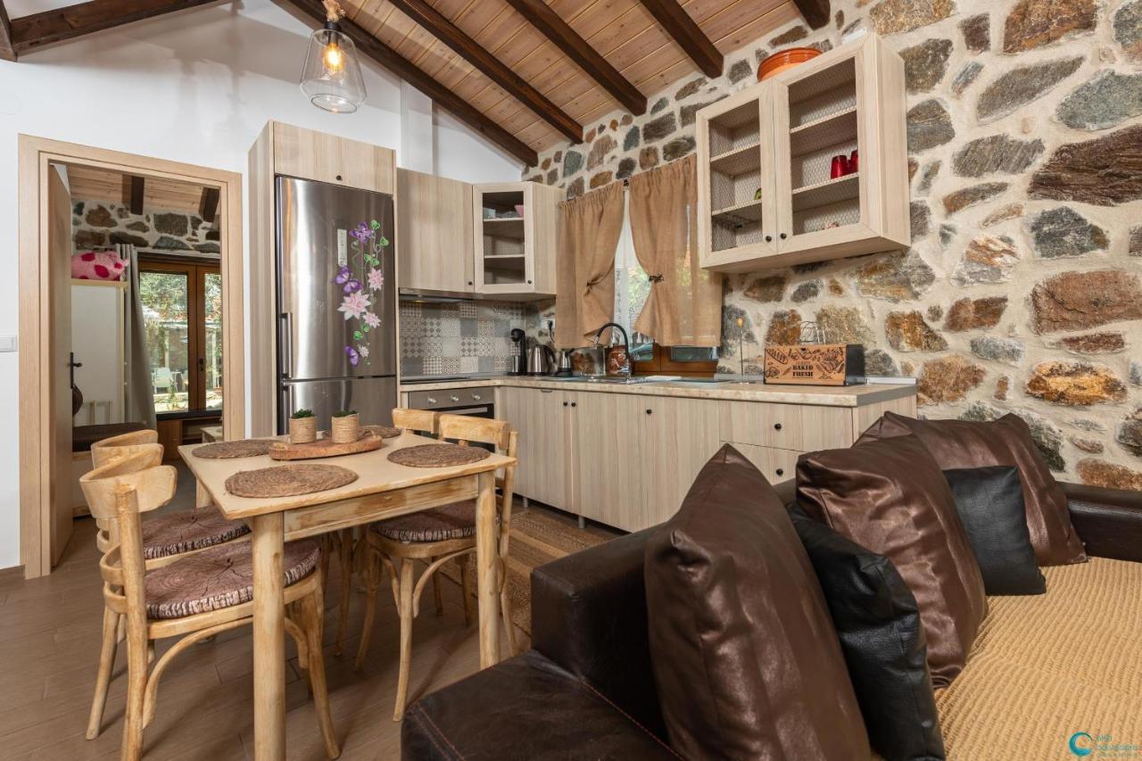 Вілла Eleni'S Stone House Скала-Потамьяс Екстер'єр фото