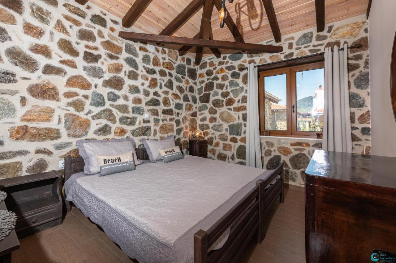 Вілла Eleni'S Stone House Скала-Потамьяс Екстер'єр фото