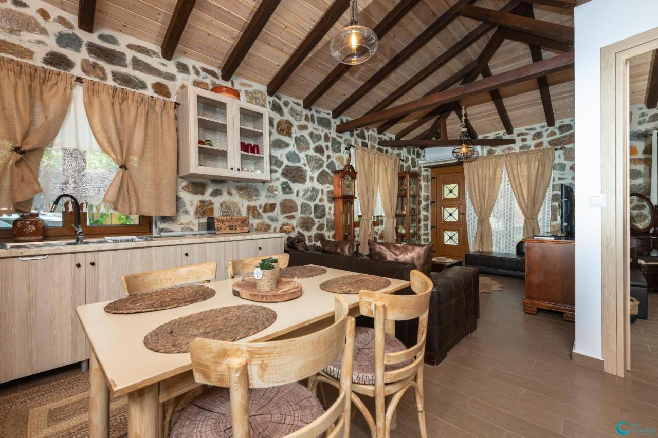 Вілла Eleni'S Stone House Скала-Потамьяс Екстер'єр фото